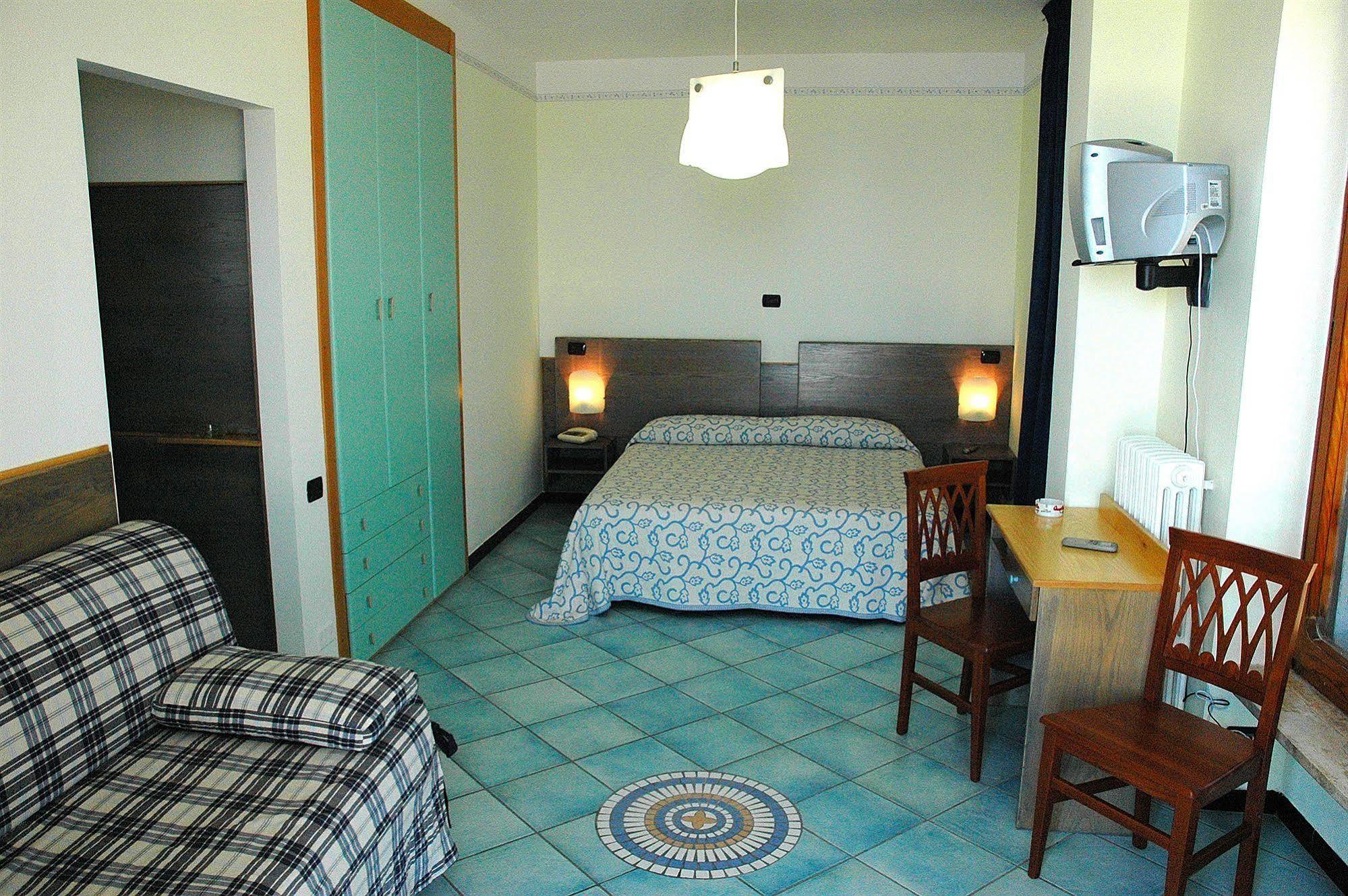 Hotel Cote D'Est San Foca Eksteriør billede