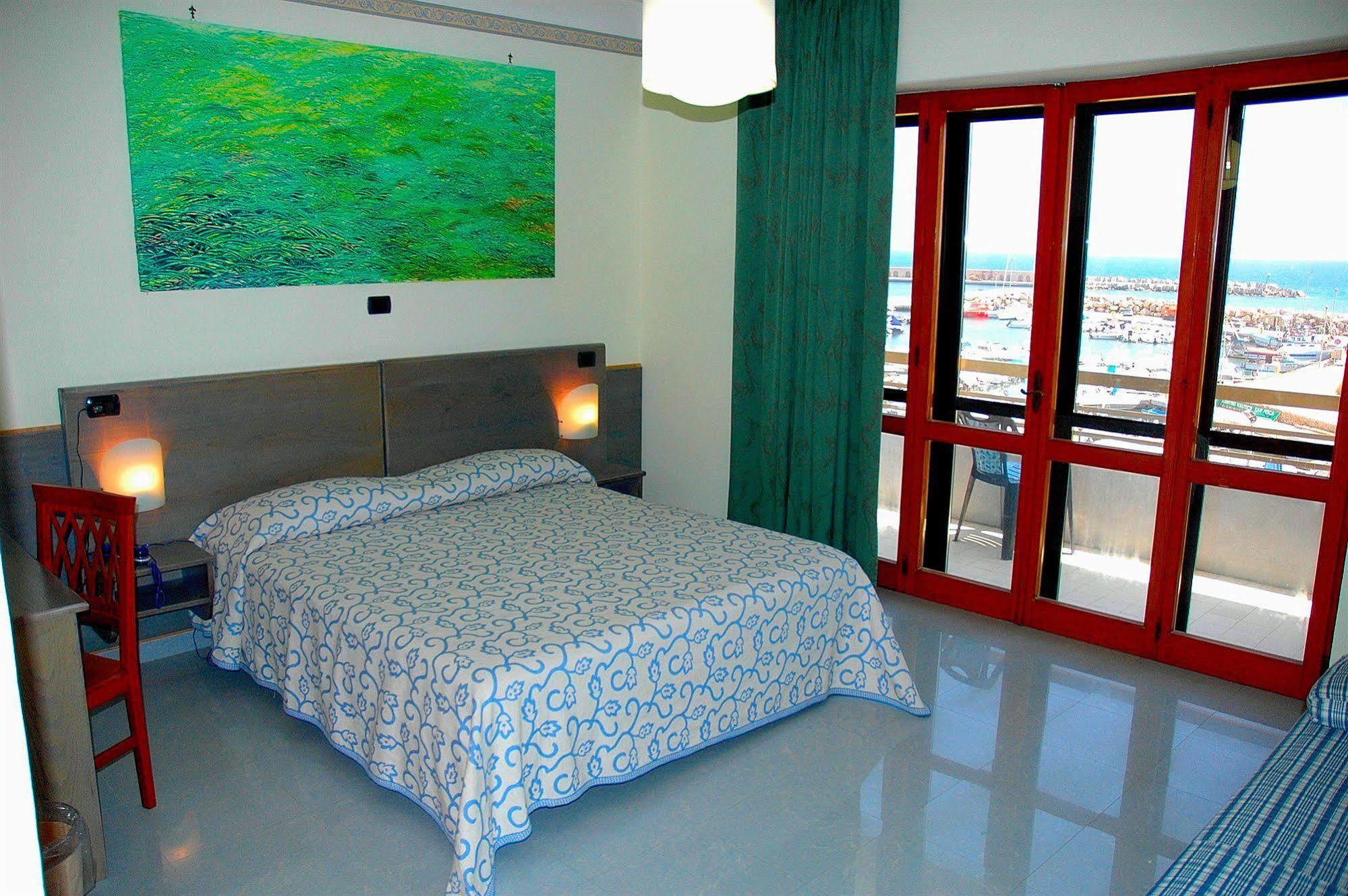 Hotel Cote D'Est San Foca Eksteriør billede